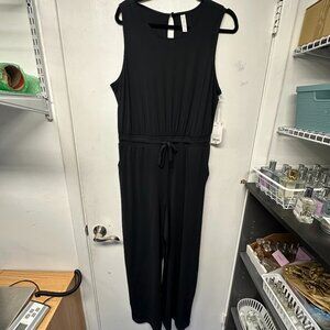 Stylus Black Pants Jumper Size Large NWT